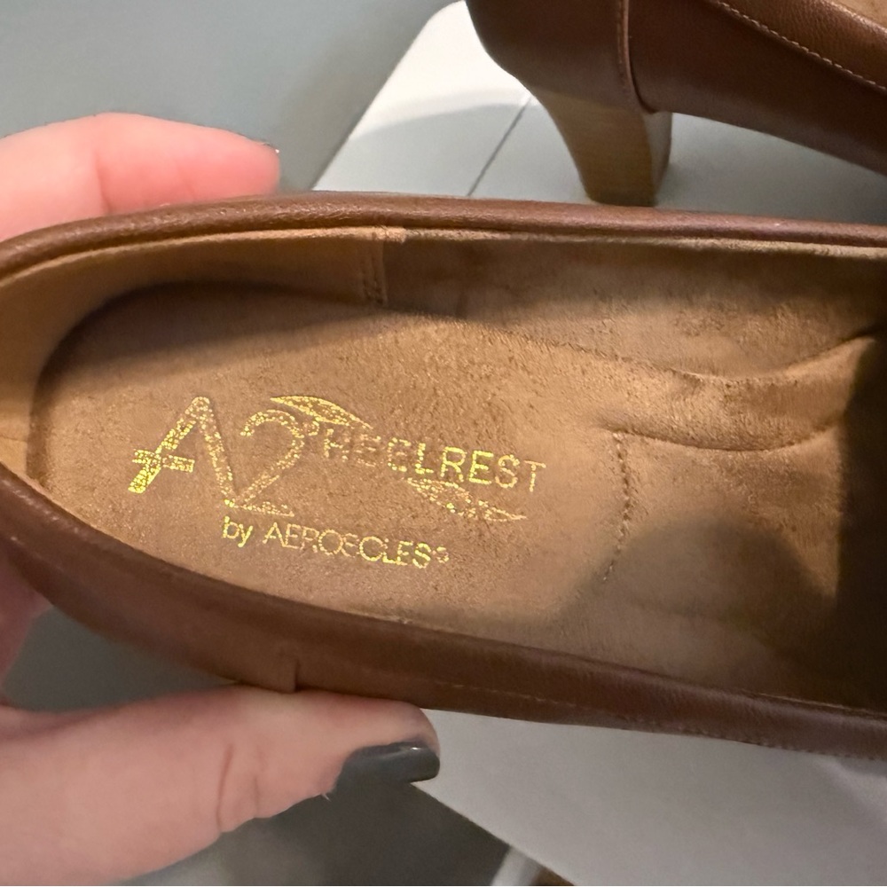 AEROSOLES Brown Leather Loafer Heels with Gold Buckle - Picture 2 of 10